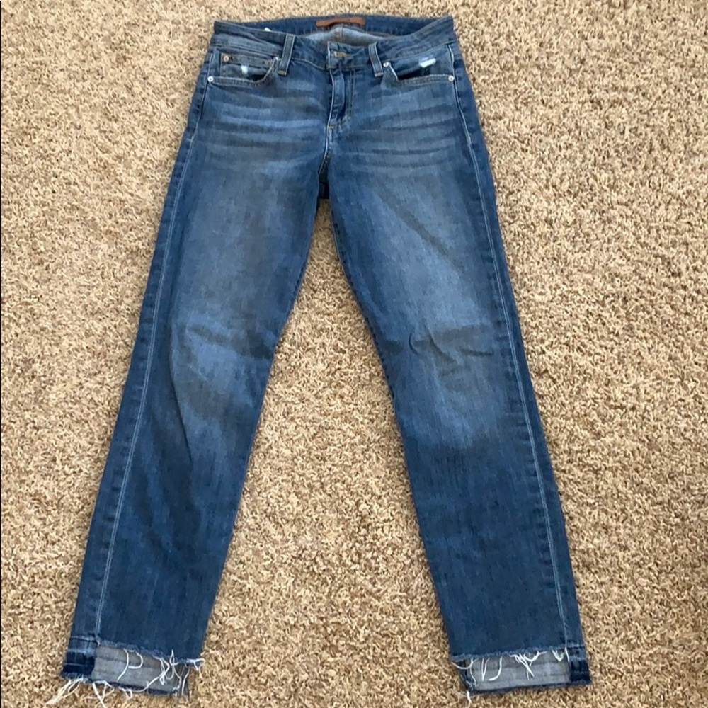 JOE’S mid rise skinny straight jean